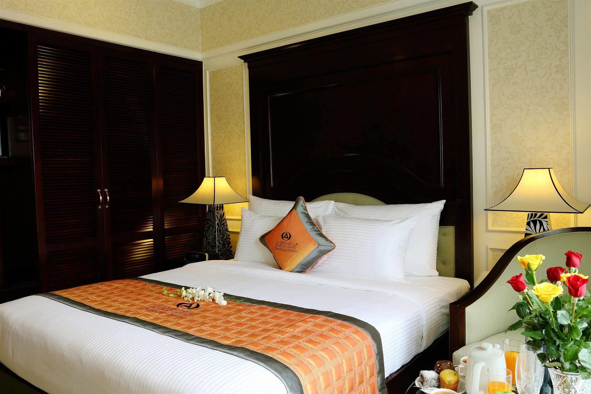 Anpha Boutique Hotel Хошимин Екстериор снимка