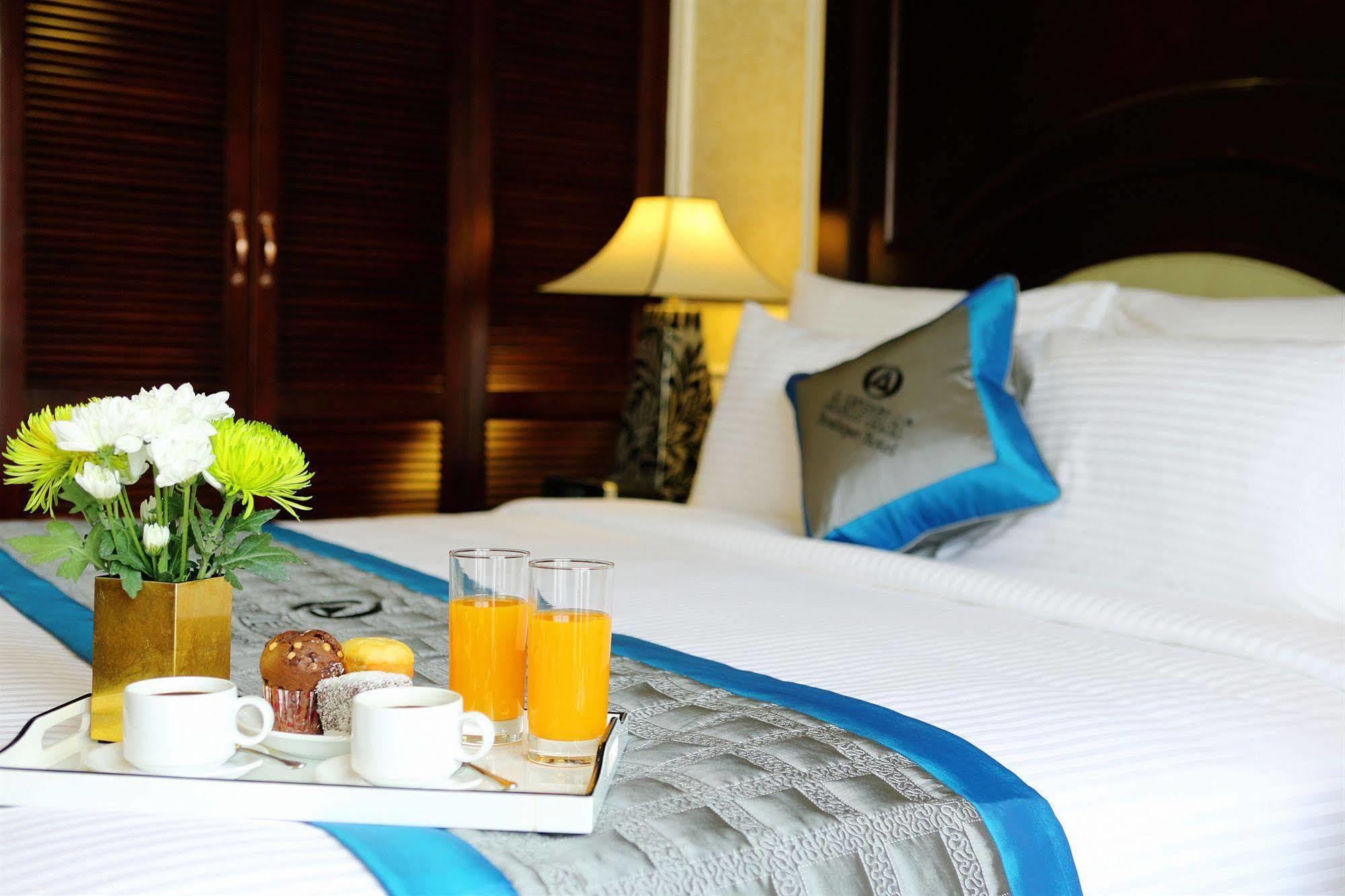 Anpha Boutique Hotel Хошимин Екстериор снимка